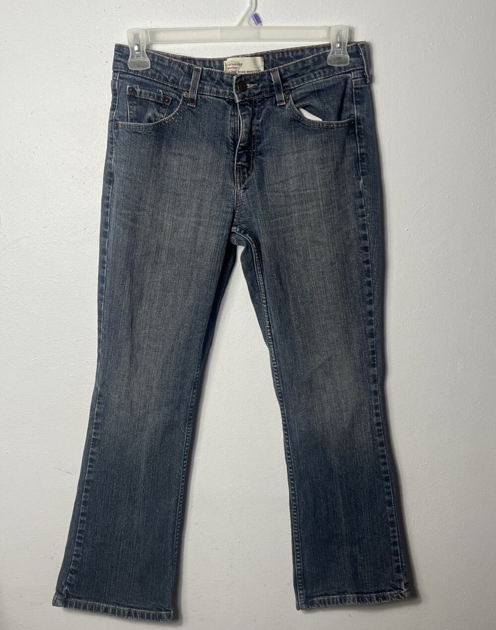 Levis Signature Vintage Low Rise Bootcut Jeans Size 10